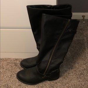 Wide calf riding boots